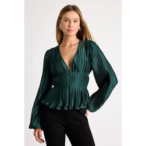 Lulus Kipton Emerald Plisse Hook-and-eye Long Sleeve Top Green - Size M
